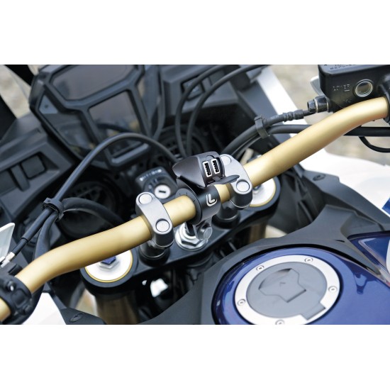 Dual USB ports, water-resistant, with Optiline handlebar mount