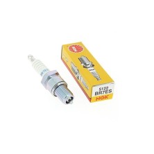 BR7ES spark plug with removable anti-parasitic cap NGK